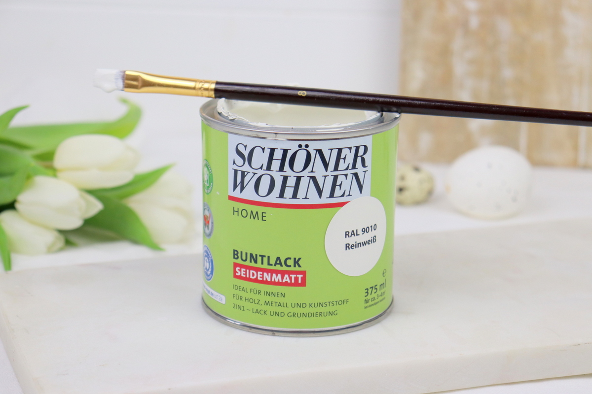 DIY - selbstgemachte Holzschilder zu Ostern aus Klötzchen mit Hasenmotiv