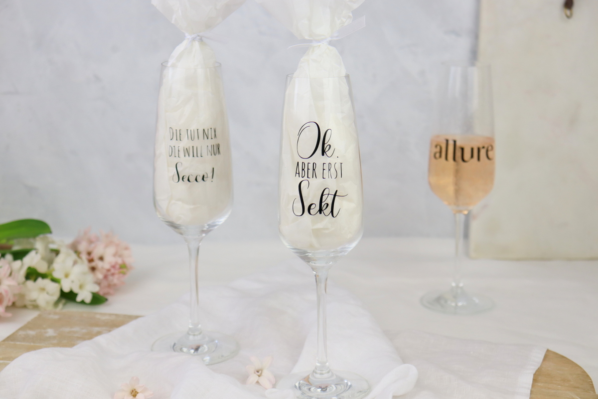 DIY - individualisierte Sektgläser mit dem Plotter oder Permanentmarker / Marker einfach selber machen + kostenlose Vorlage