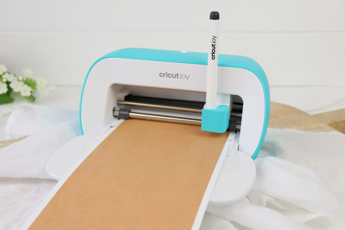 DIY - selbstgemachter Upcycling Blumentopf aus einer Konservendose mit Kreidefarbe und Etikett