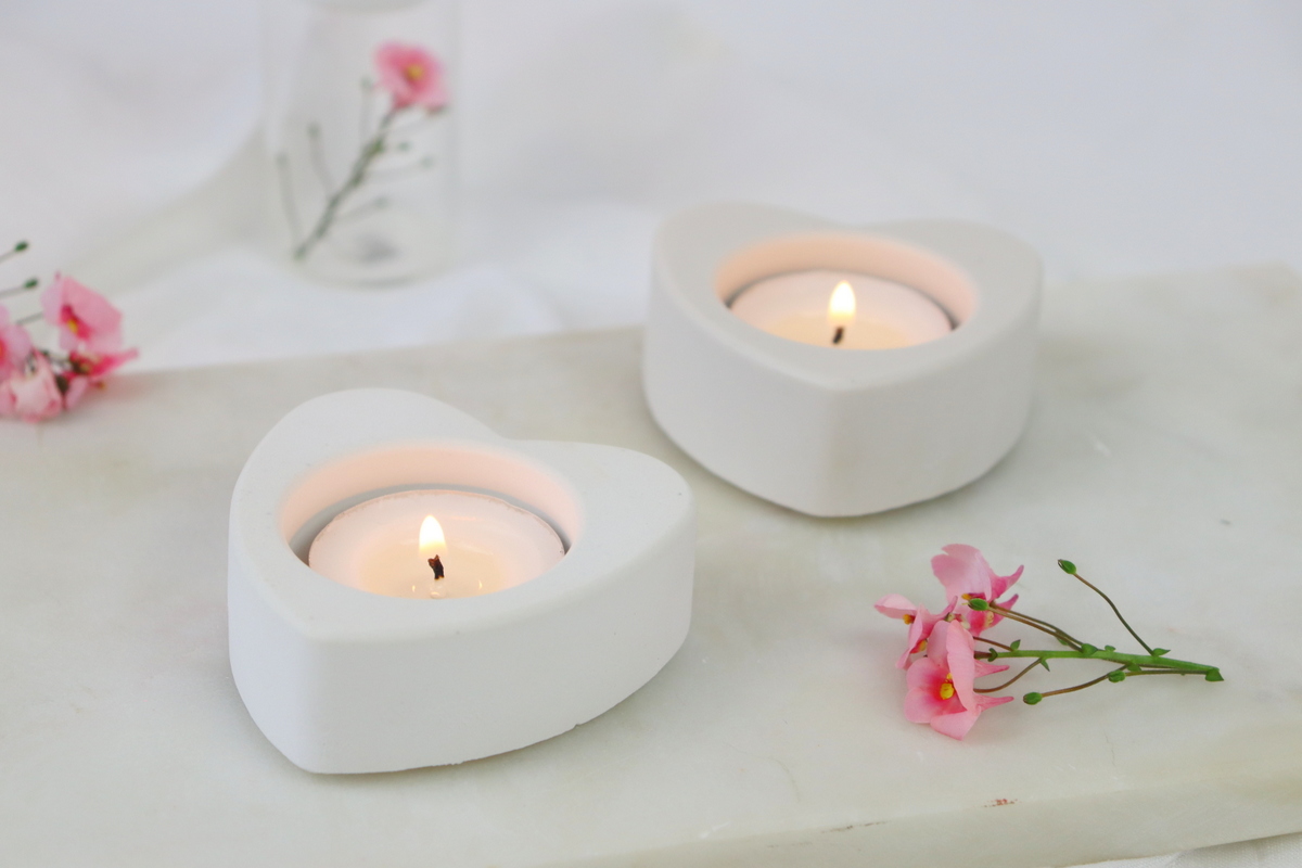 DIY - selbstgemachte Teelichthalter in Herzform aus Raysin