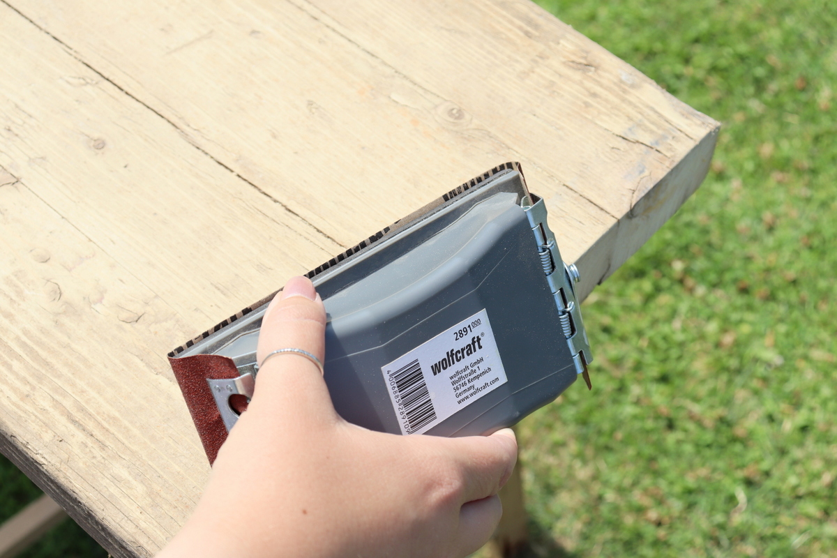 DIY - selbstgemachter Tisch aus alten Gerüstbohlen einfach selber bauen