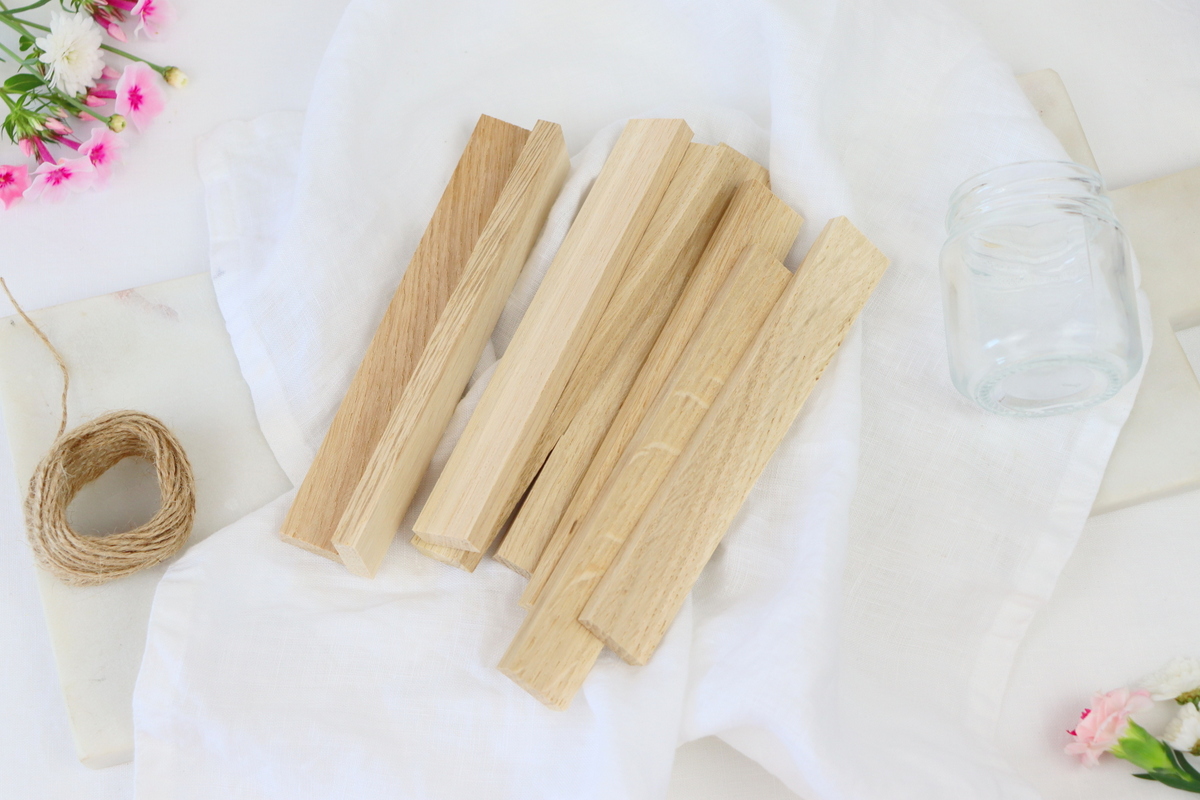 DIY - selbstgemachte Vase aus Klötzchen mit Einmachglas