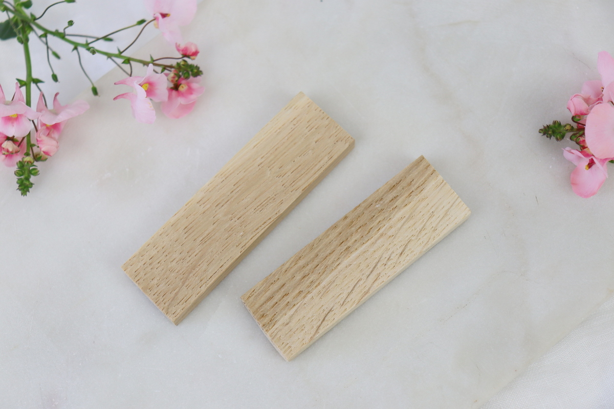 DIY - selbstgemachte Häuser aus Raysin mit Holzdach aus Klötzchen