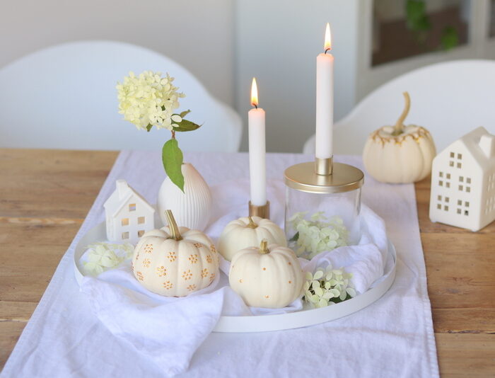 DIY Anleitung - selbstgemachte bemalte Kürbisse als Herbstdeko