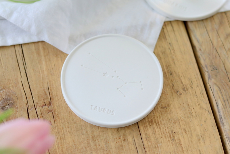 DIY Anleitung - Untersetzer Sternzeichen aus Raysin einfach selber machen