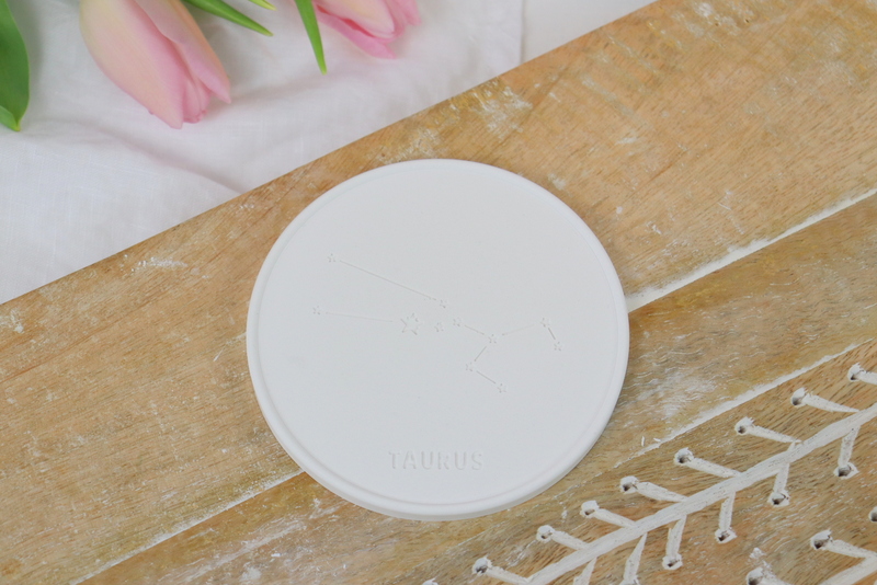 DIY Anleitung - Untersetzer Sternzeichen aus Raysin einfach selber machen