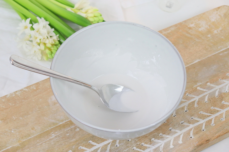 DIY - selbstgemachte Upcycling Kerzenhalter mit Raysin Hasen zu Ostern einfach selber machen