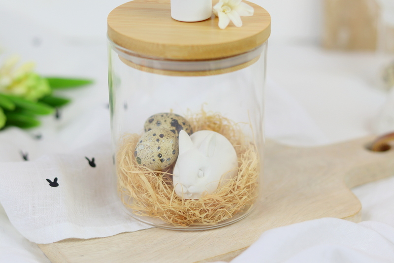 DIY - selbstgemachte Upcycling Kerzenhalter mit Raysin Hasen zu Ostern einfach selber machen