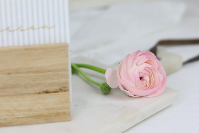 DIY Anleitung - Serviettenhalter aus Klötzchen einfach selber machen