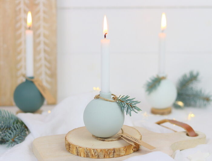 DIY Upcycling - Kerzenhalter aus Christbaumkugeln einfach selber machen