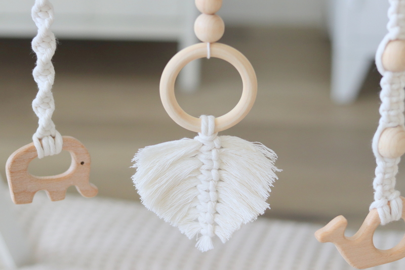 DIY Anleitung - Baby Spielbogen aus Holz / Baby Gym einfach selber machen