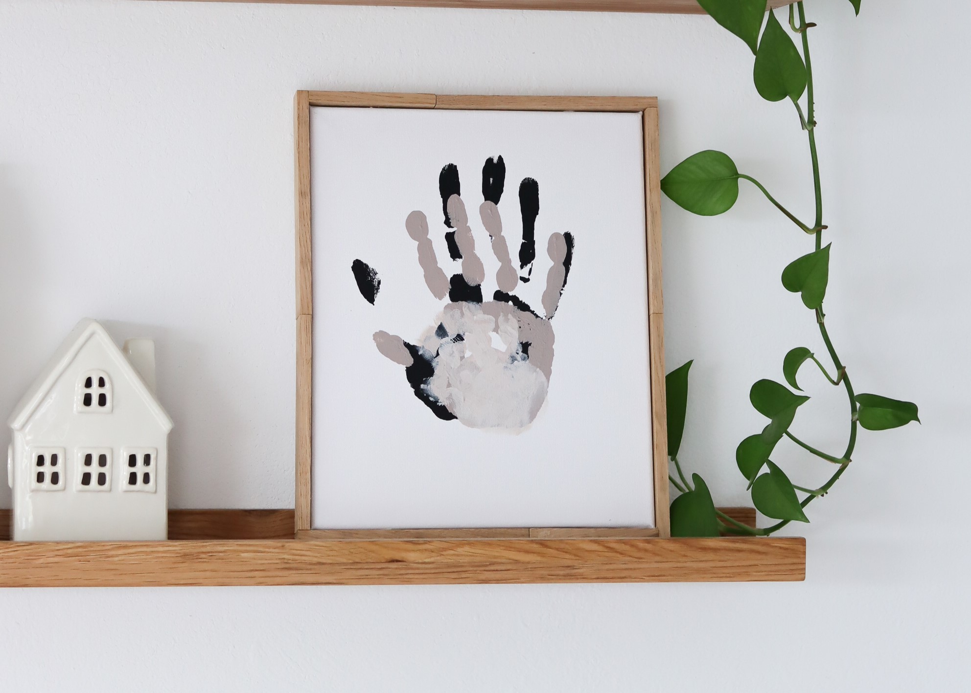 DIY Anleitung - Handabdrücke Familie mit Rahmen aus Klötzchen einfach selber machen