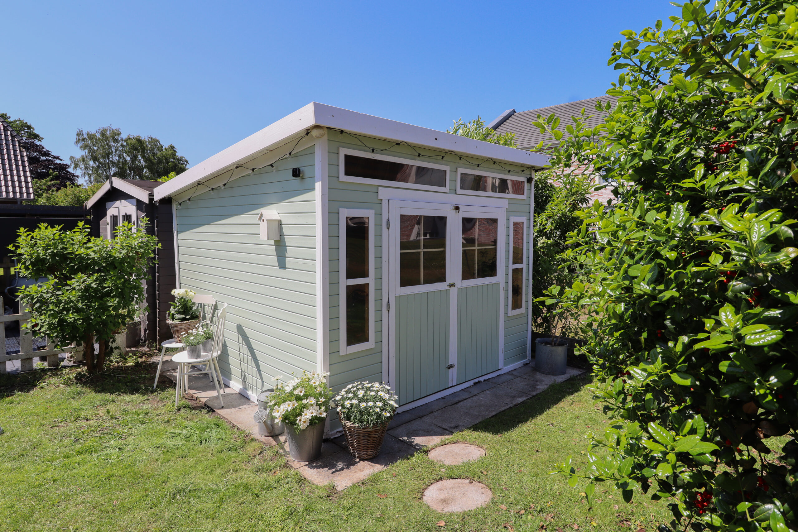 Gartenhaus Makeover: So wird Dein altes Häuschen zum Hingucker