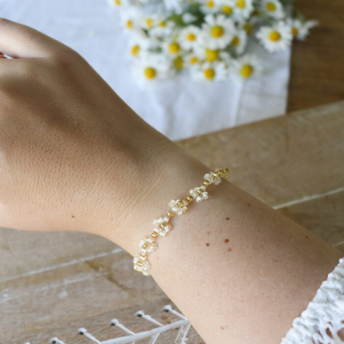 DIY Anleitung: Daisy-Armband einfach selber machen
